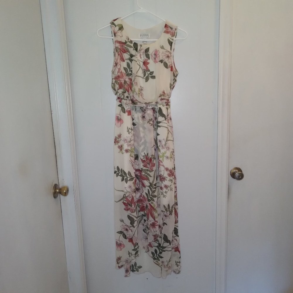 Enfocus White Floral Tie Dress.  .